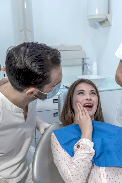 Best Dentist for Tooth Abscess  in Eveleth, MN